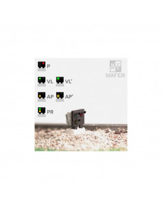 Señal baja RENFE de 3 aspectos verdo, rojo y amarillo a la izquierda