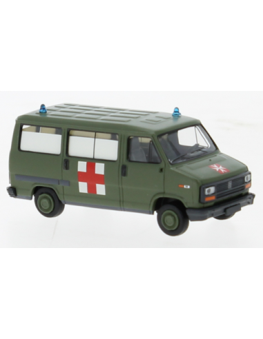 Ambulancia militar Fiat Ducato H0